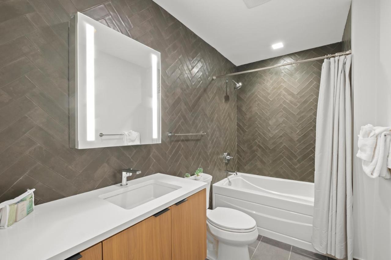 Global Luxury Suites At Tribeca Washington Bagian luar foto